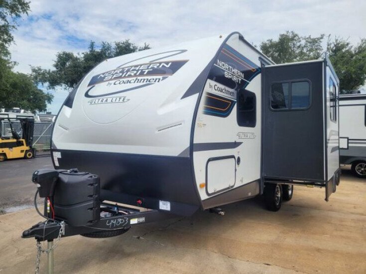 Thumbnail Photo undefined for New 2023 Coachmen Spirit